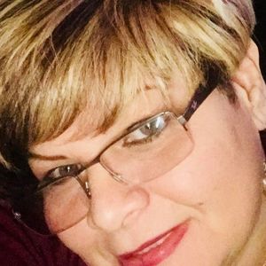 Meet your Posher, Ana